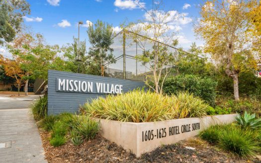 1615 Hotel Circle S D306